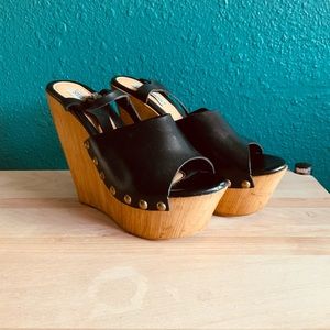 Steve Madden Wooden Platform Sandals